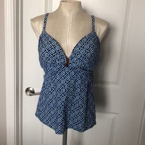 Lands’ Underwire Tankini Top 12L